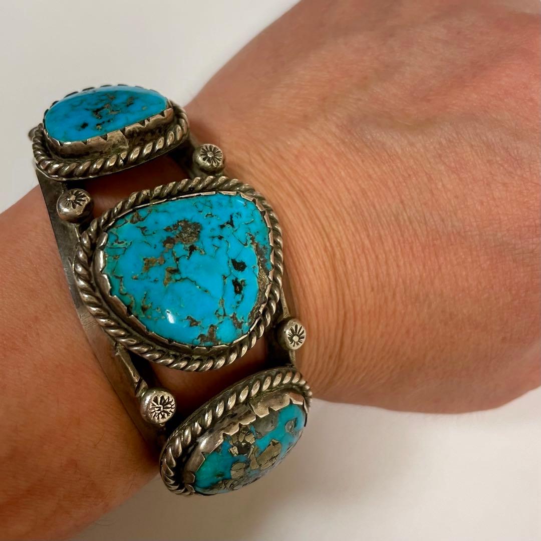 ターコイズストーン シルバーバングル