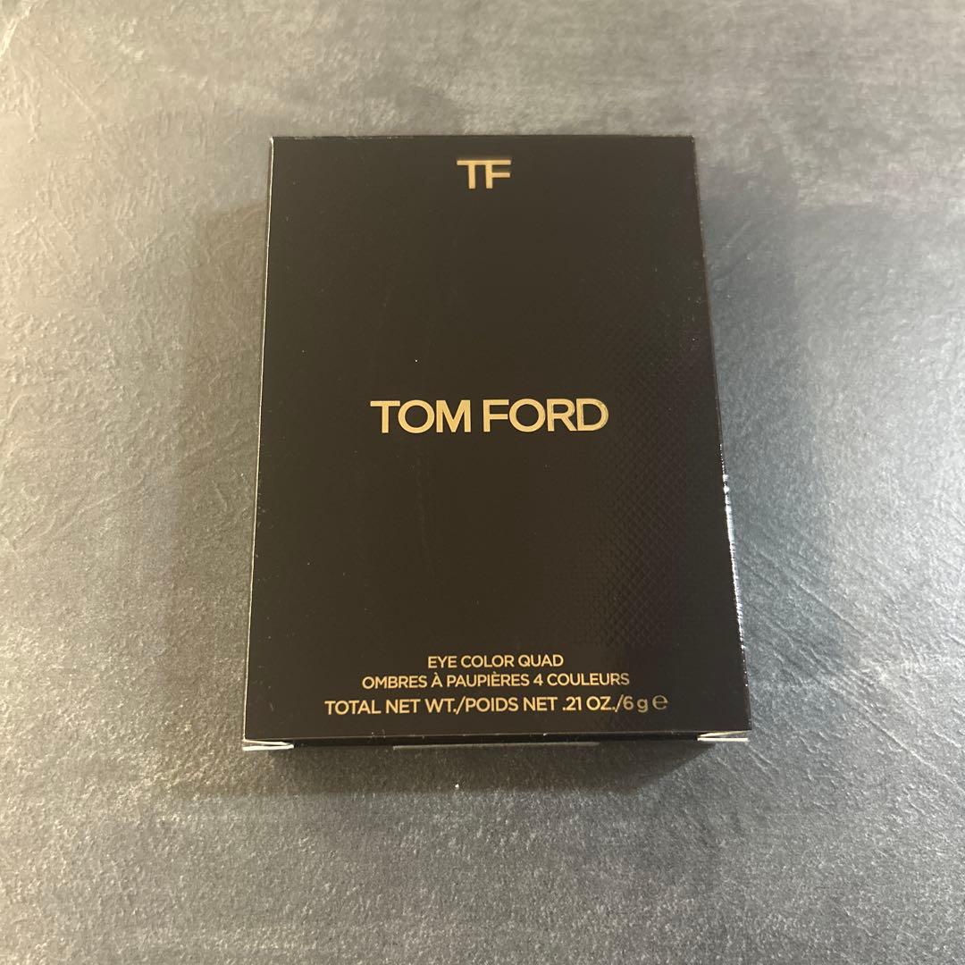 【最終価格】【新品】TOMFORD☆トムフォード　アイカラークォード42A