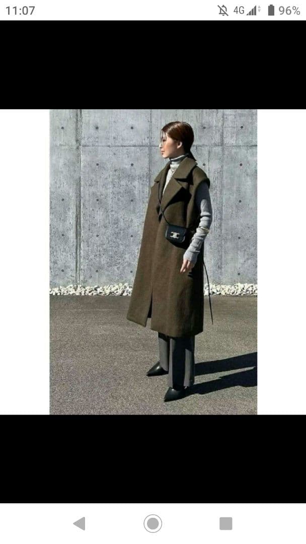 新品 Dolce.ニードルシャギージレ カーキ