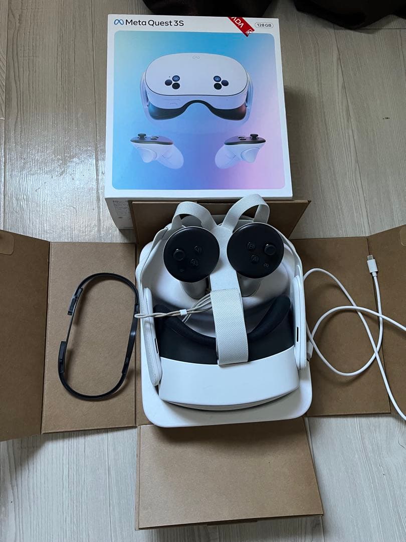 その他  Quest 3S 128GB