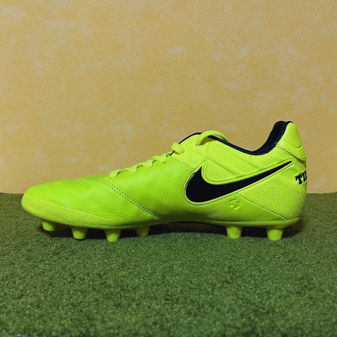 新品 未使用 サッカースパイク ナイキ ティエンポ HG 激レア 25.0cm
