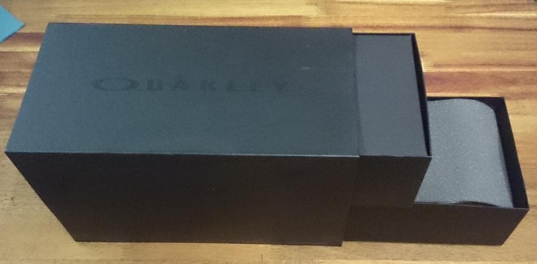 お手軽購入　ディスプレイ内蔵ゴーグル OAKLEY AIRWAVE 1.5