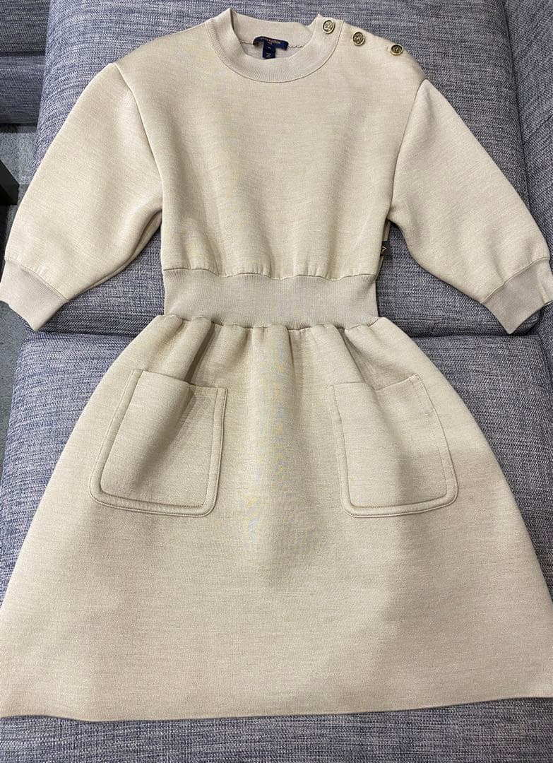 ルイヴィトンのニットワンピース