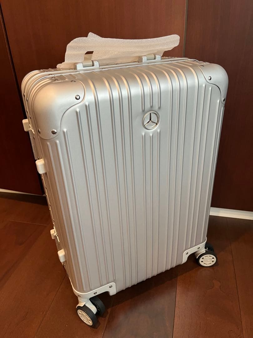 メルセデスベンツアルミスーツケース32L