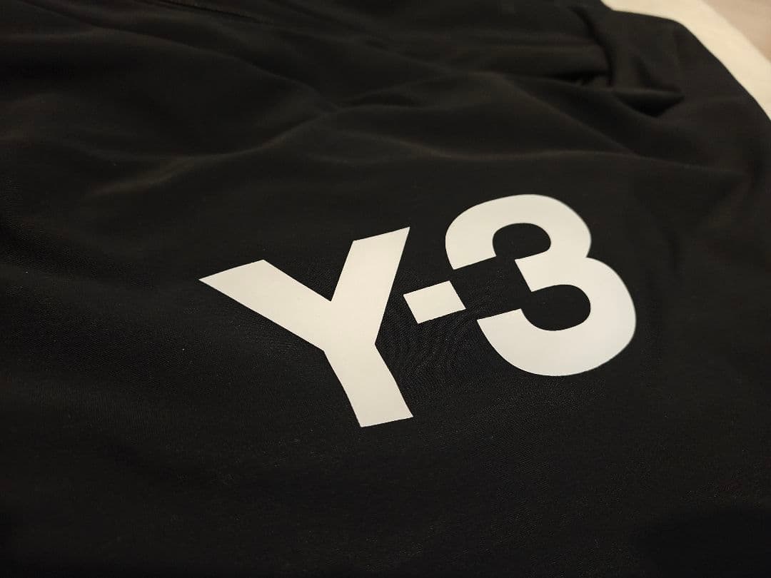 Y-3 ボディバッグ ブラック 美品　ヨウジヤマモト