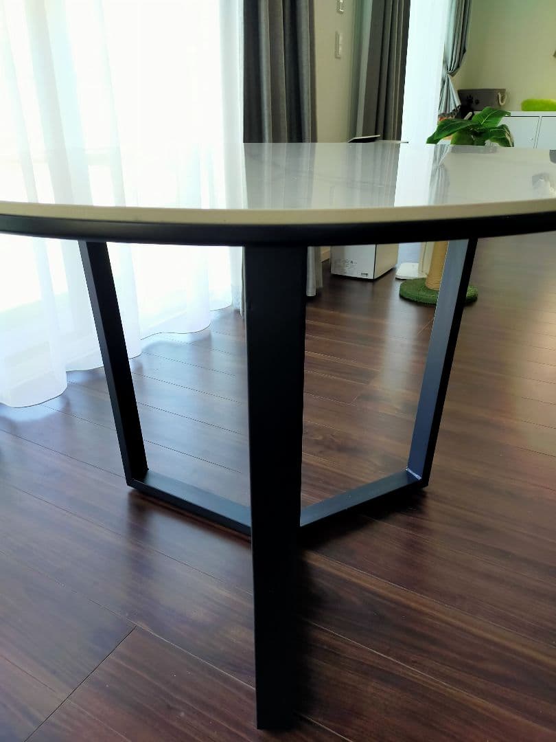 送料込(メルカリたのメル便)大理石風セラミック天板(円形)ラウンド