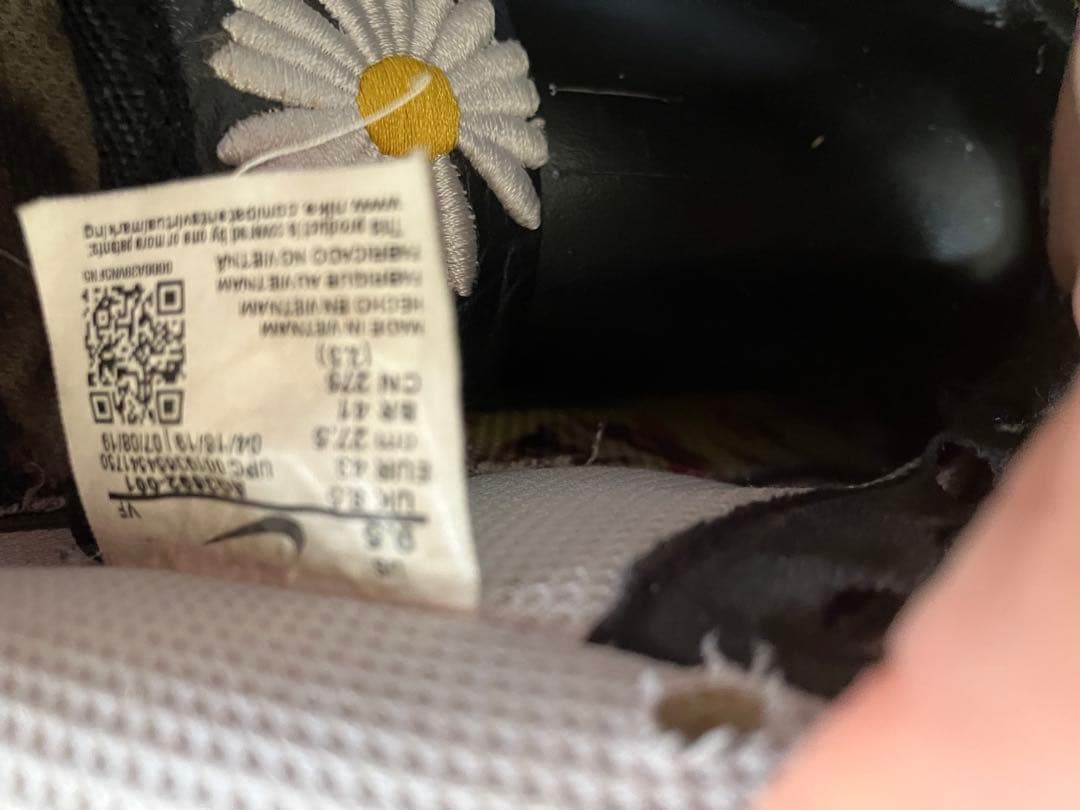 ナイキエアフォース1 AQ3662-001 27.5