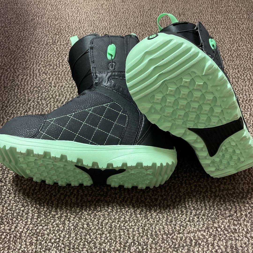 BURTON レディス スノーボードブーツ MINT-ASIAN FITイノBURTON