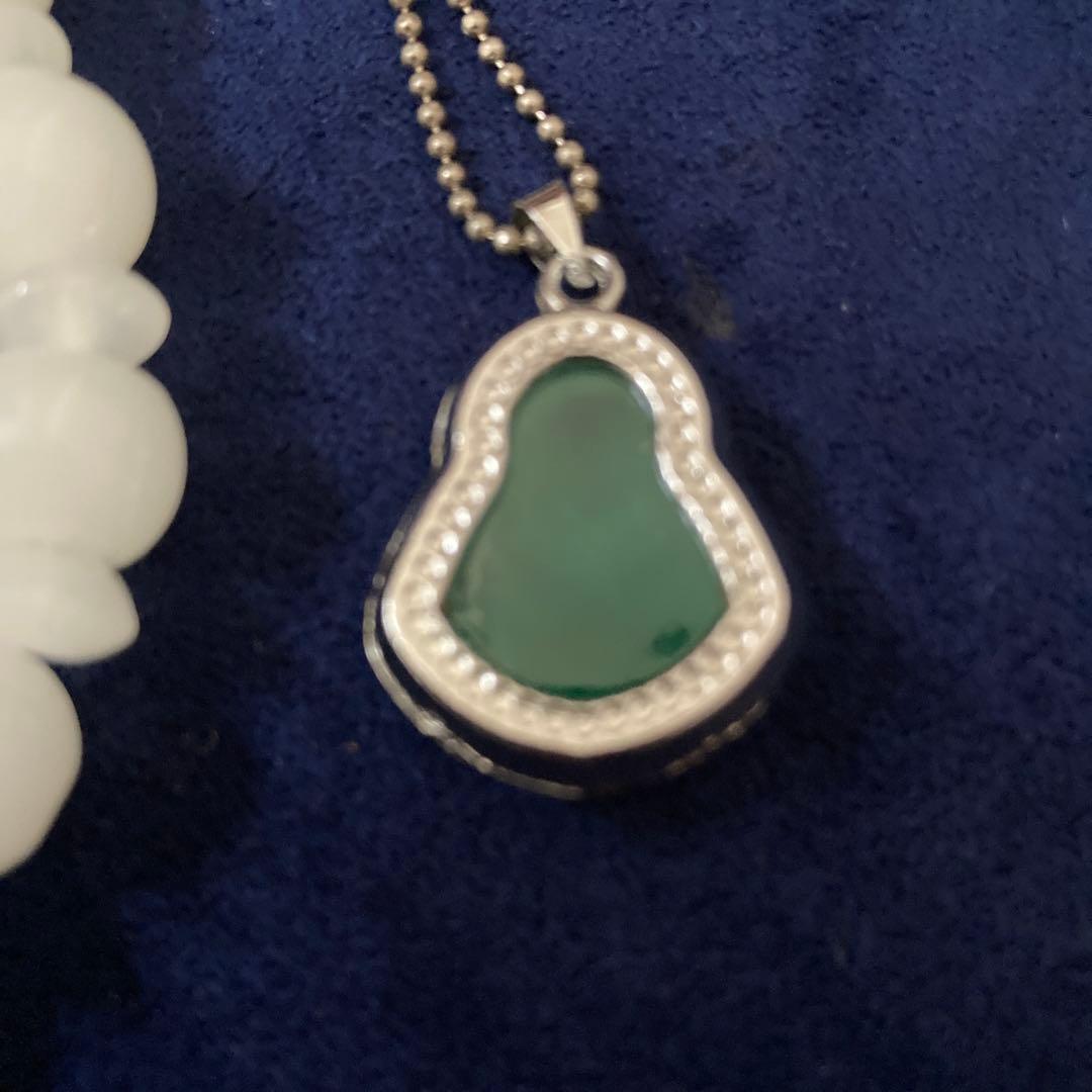 専用◇W.GERMANY 西ドイツ ヴィンテージ ブローチ◇翡翠？アクセサリー