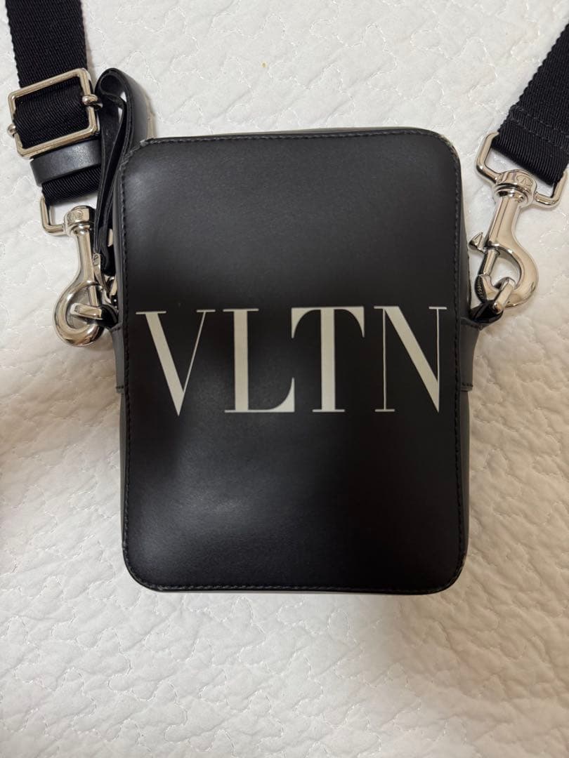 VALENTINO ショルダーバッグ 限定ショッパー袋付