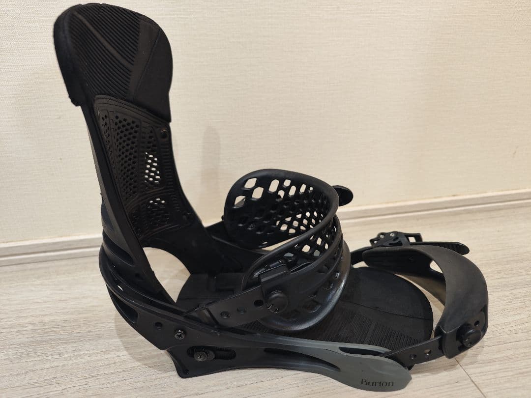 BURTON MALAVITA L ビンディングバインディングバートン