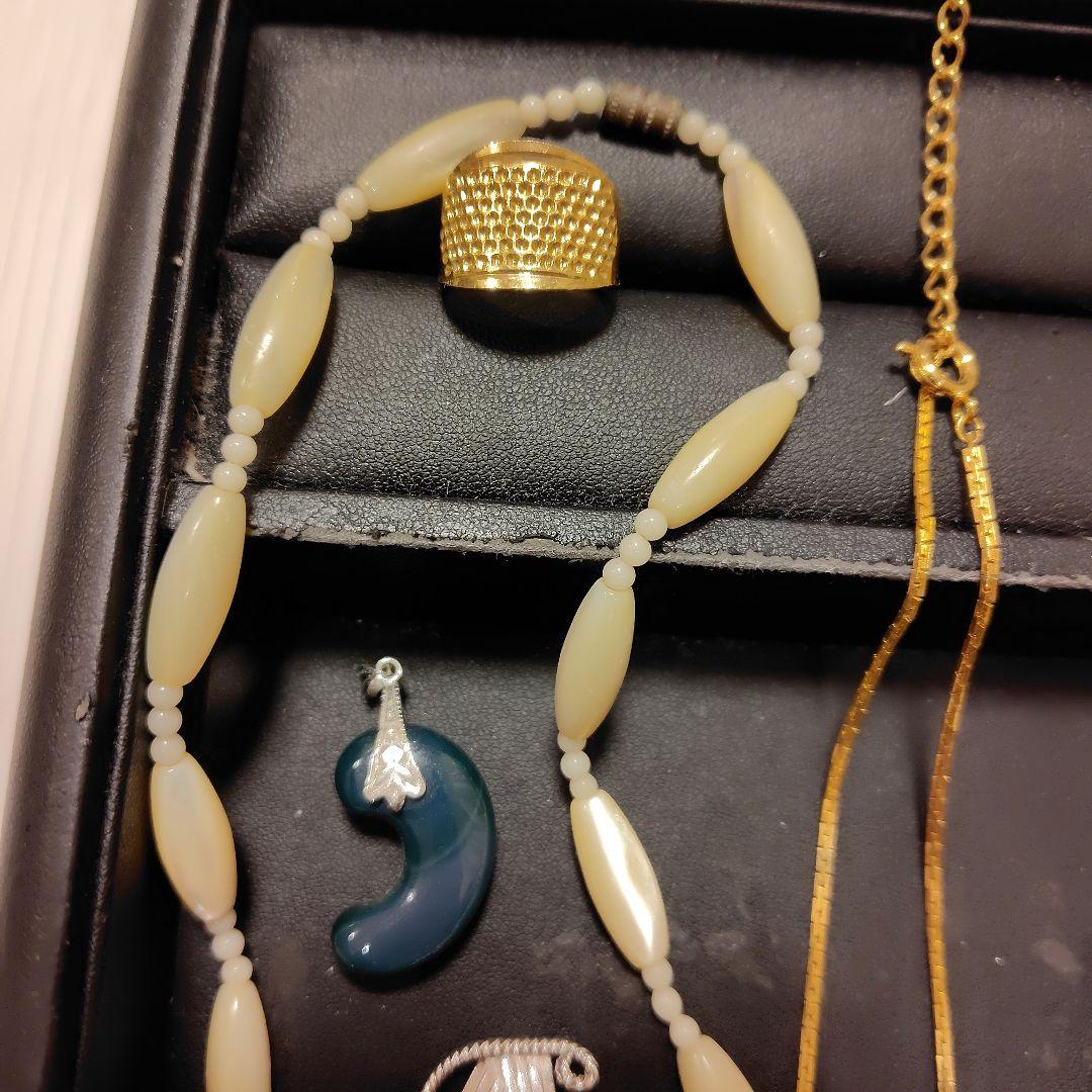 遺品整理・生前整理】53 ネックレス ブローチ 指輪 - メルカリ