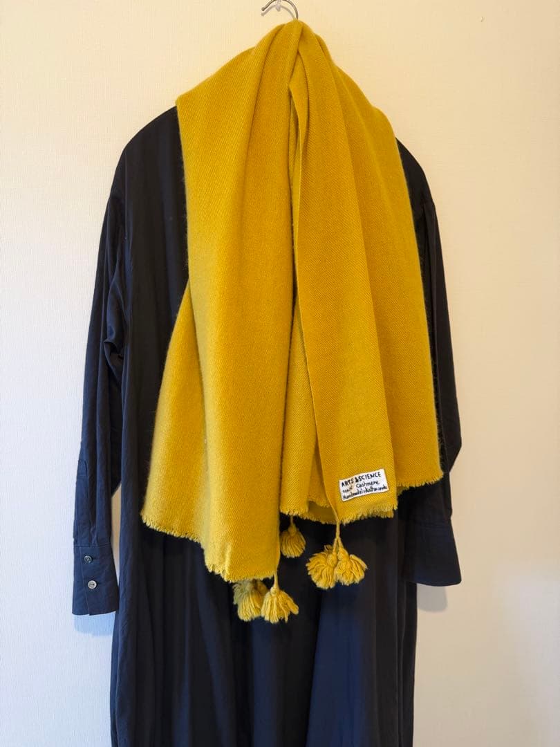 ARTS&SCIENCE『Big tassel shawl」カシミヤショール - メルカリ