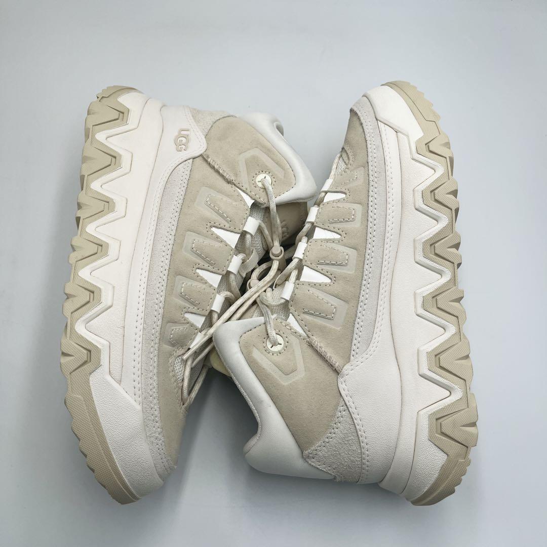 UGG CapTrail High 厚底【23.5cm】