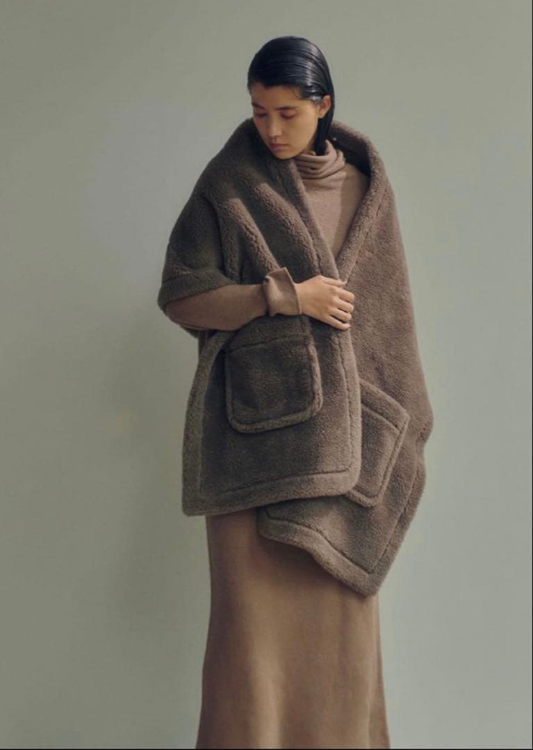 【美品】HAUNT ハウント　ボアストール　グレージュ