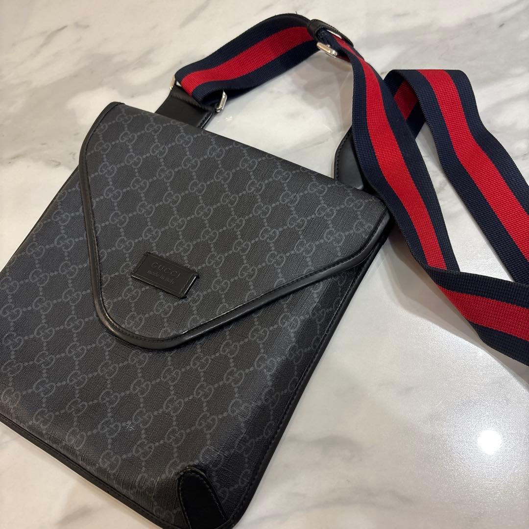 GUCCI GGスプリーム メッセンジャー ショルダーバッグ