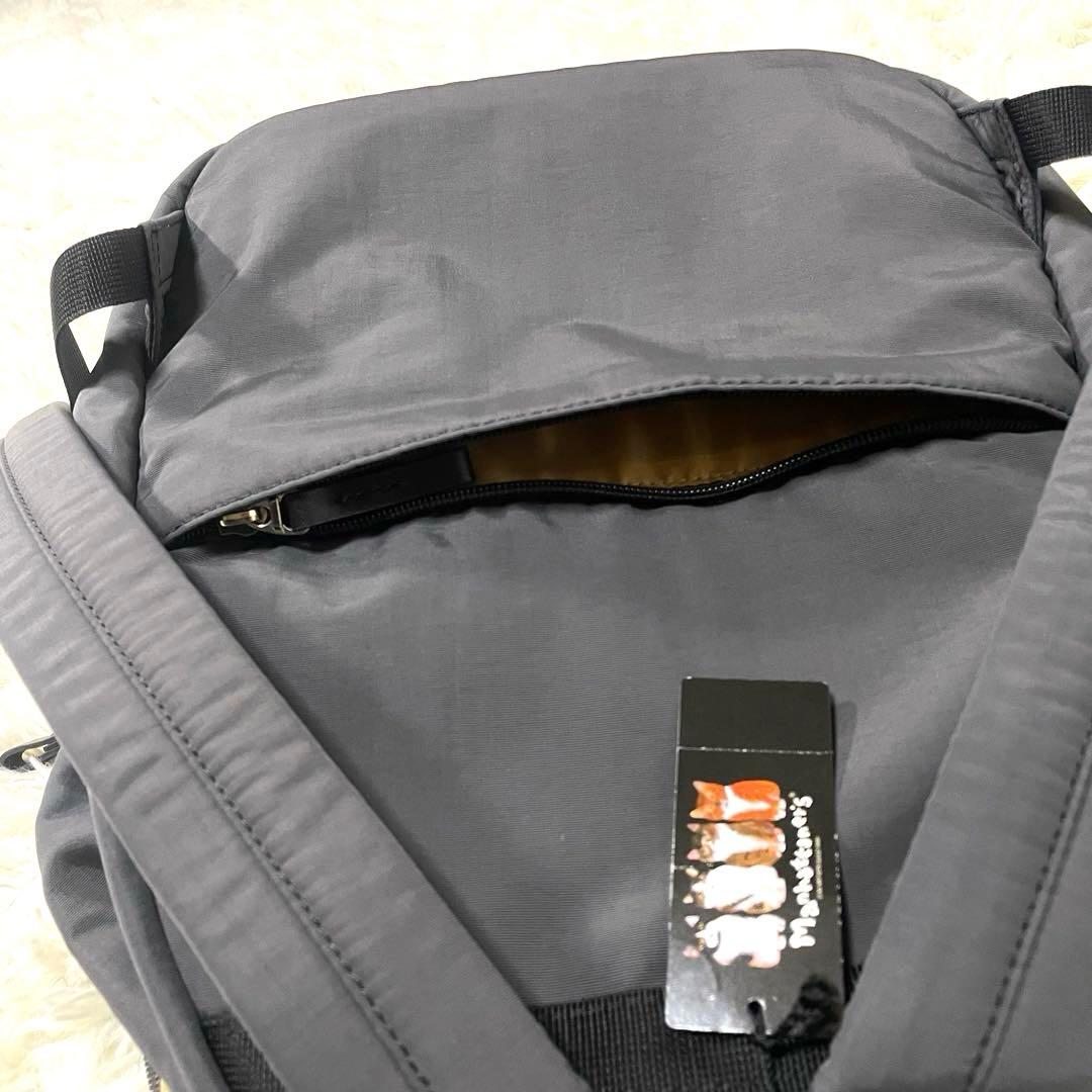 新品未使用　マンハッタナーズ リュックサック 猫柄 超軽量　現行品