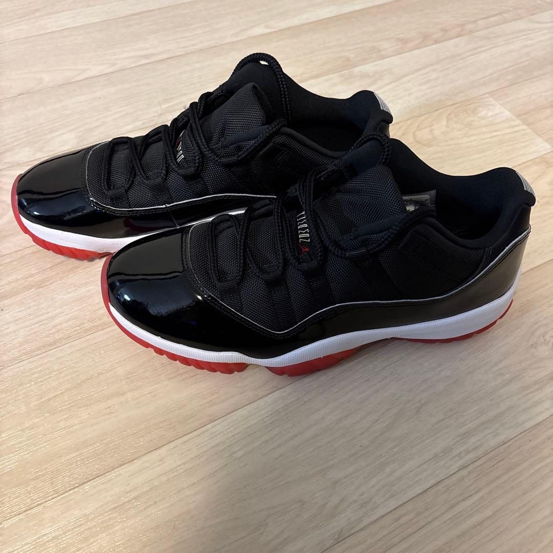 NIKE(ナイキ) エアジョーダン 11 ロウ ブラック/レッド