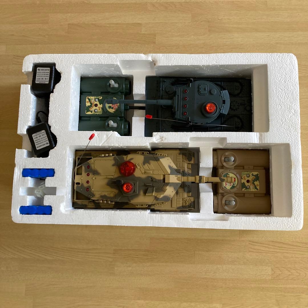 ジャンク品！　戦車2台セット　対戦R/C バトルタンク