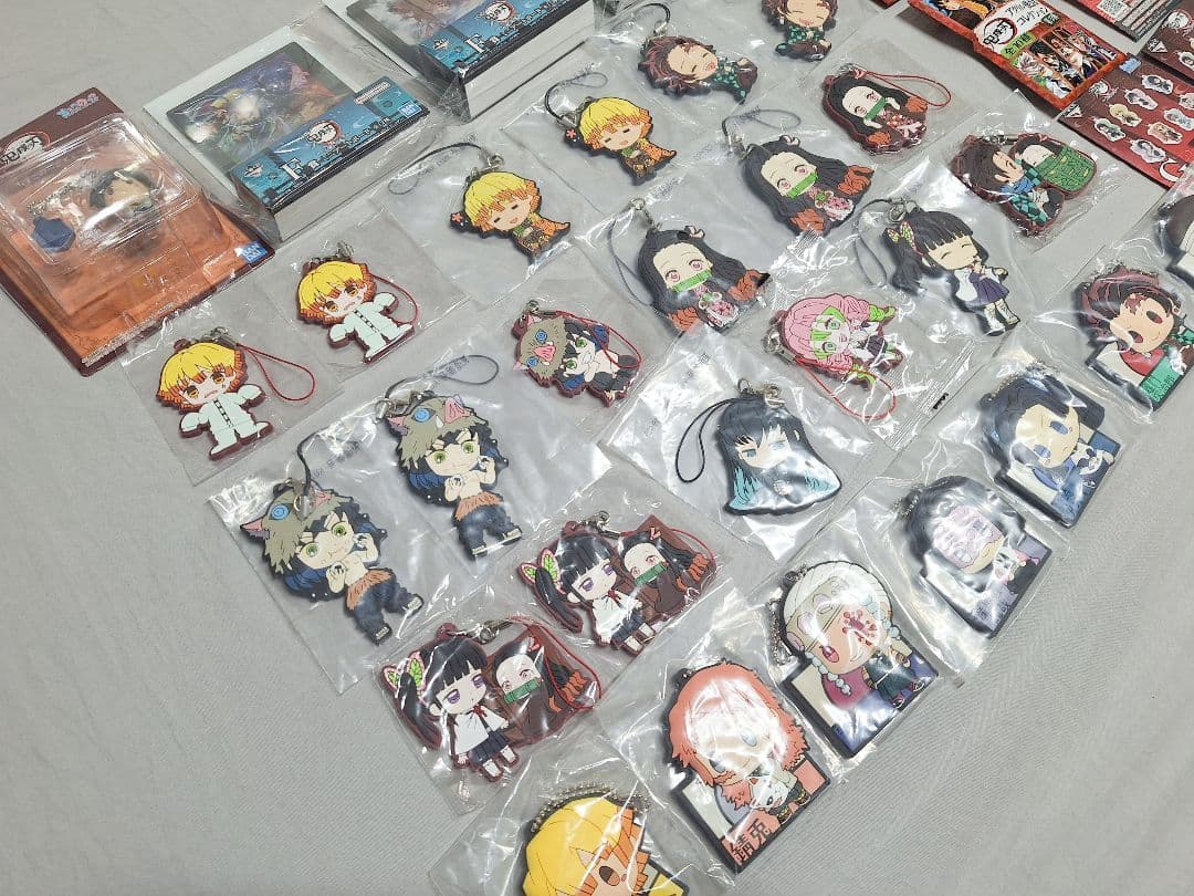 早い者勝ち！ 鬼滅の刃 関連グッズ まとめ売り 大量セット - メルカリ