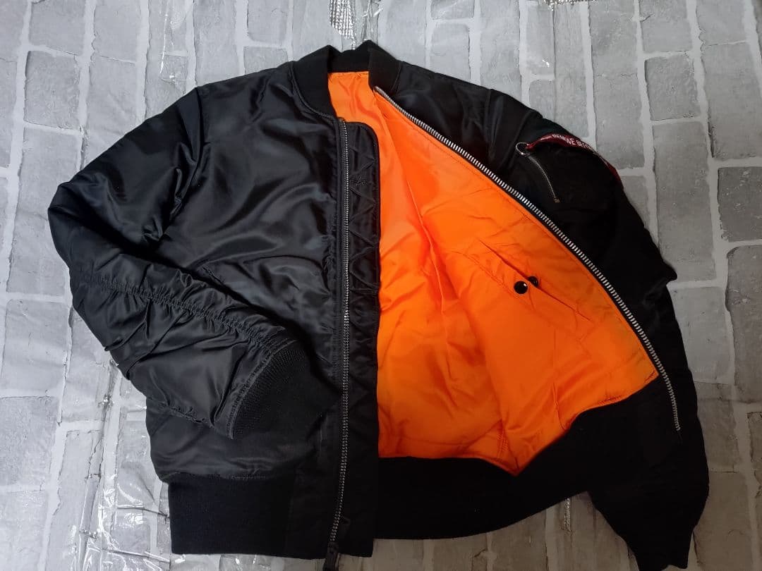 【美品】【アルファ】【Lサイズ】【MA-1】【人気ブラック】【フライト】【短丈】
