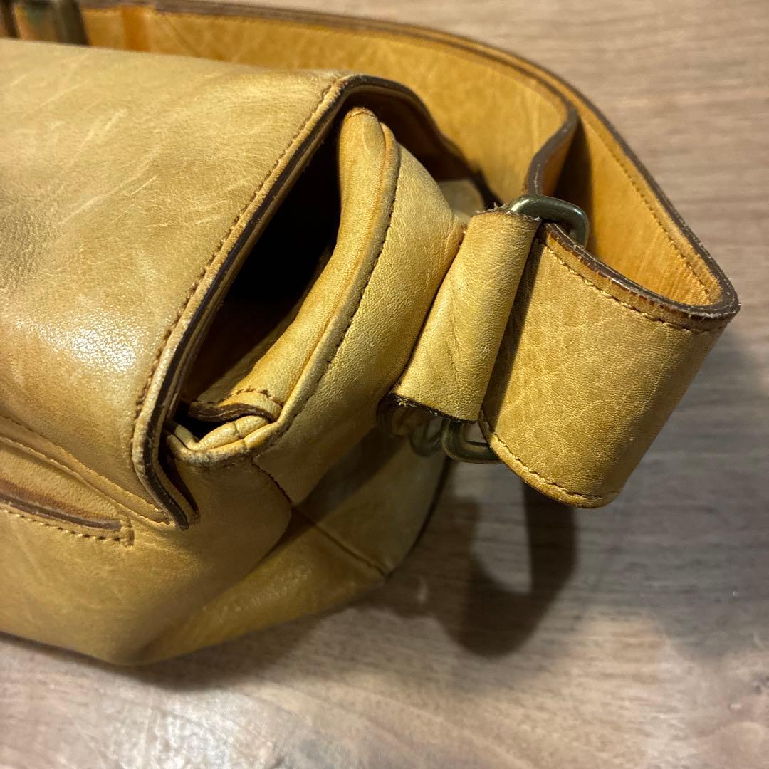 土屋鞄　ガジェットツールボックス