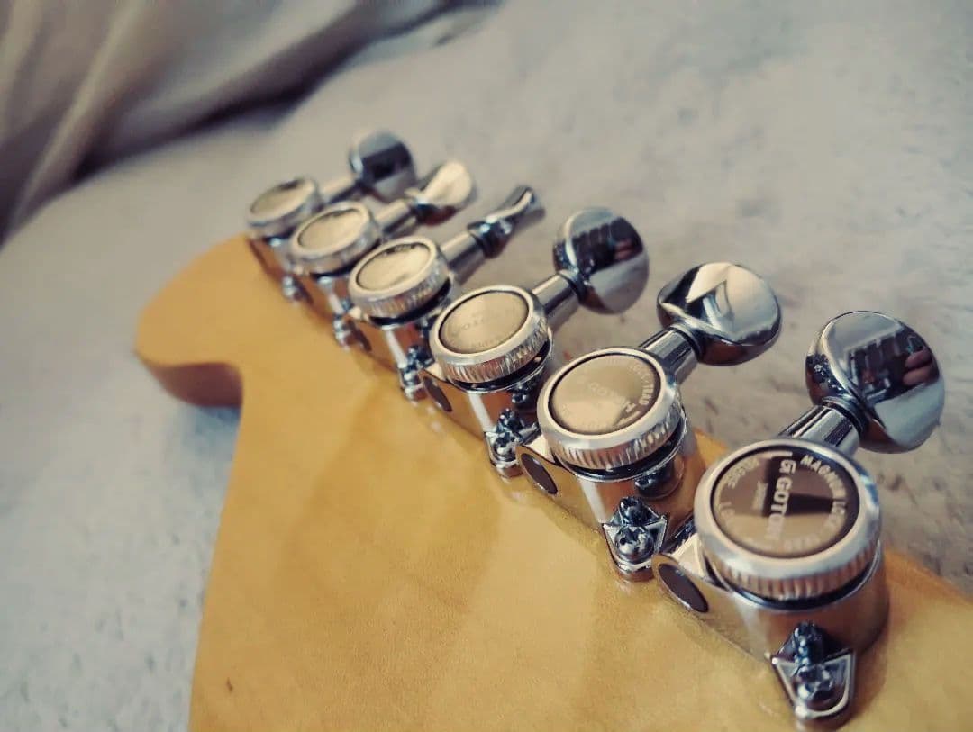 新品 個人製作 ストラトタイプ 木製PG White Blonde エレキギター