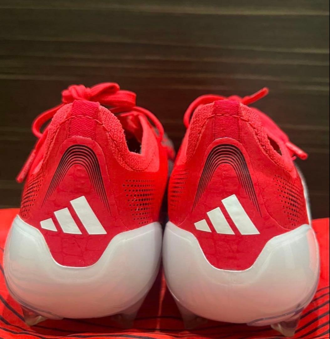 アディダス　美品　プレデター ELITE FG 天然芝用　ID3882 26