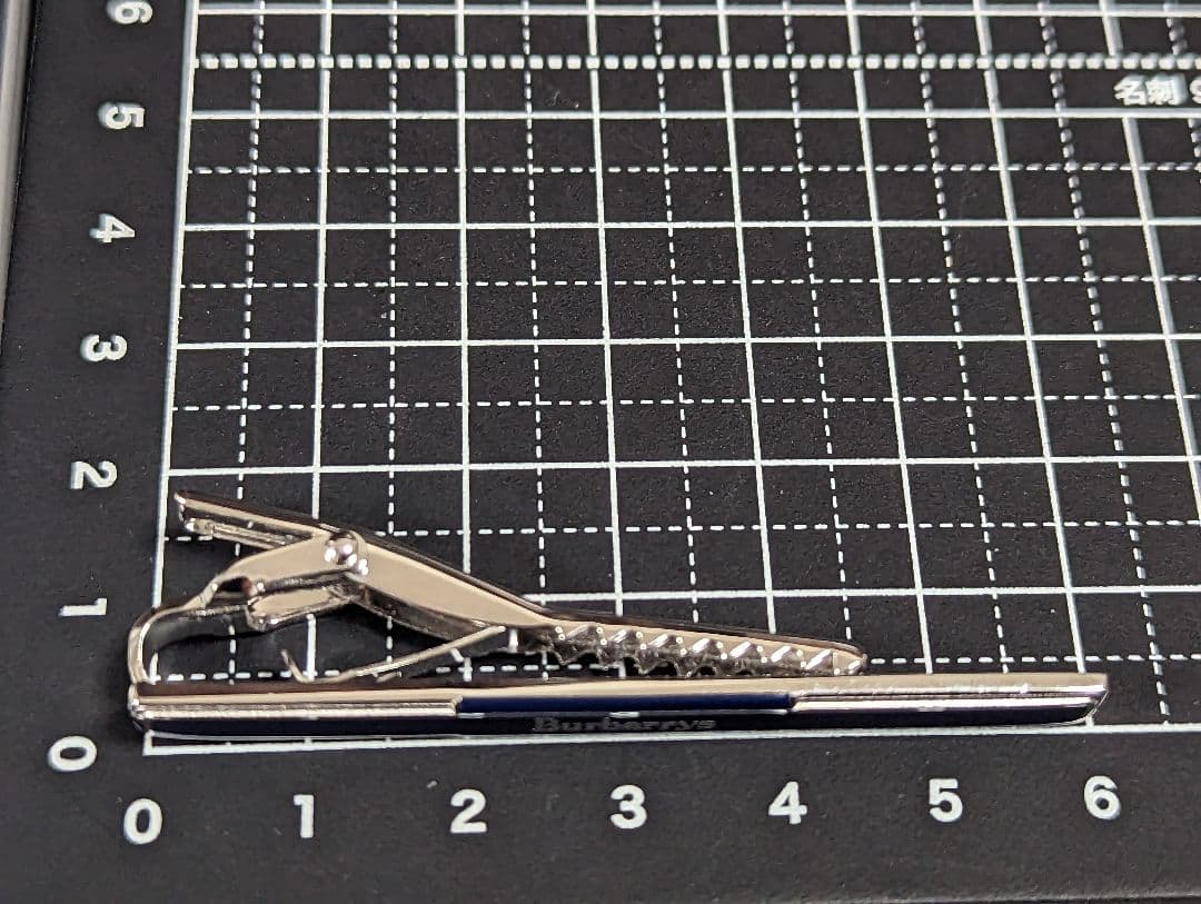 BURBERRY ネクタイピン No.1330 - メルカリ