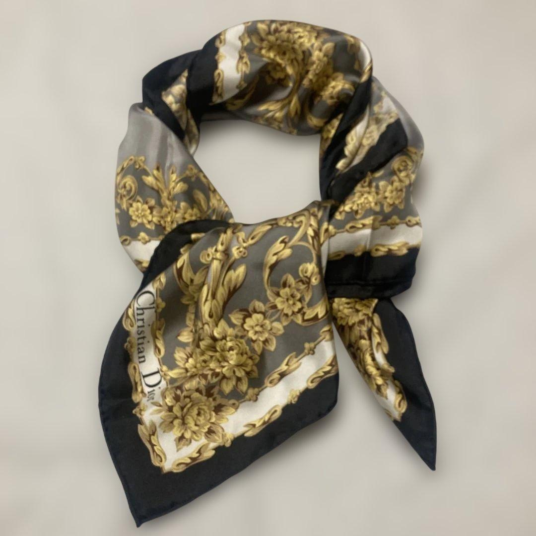 Christian Dior スカーフ ☆大判カレ.美品.シルク100.タグ付き - メルカリ