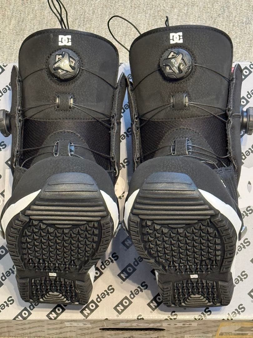 ぺ*様 美品 STEP ON DC JUDGE 26.0cm ディーシー ジャッ