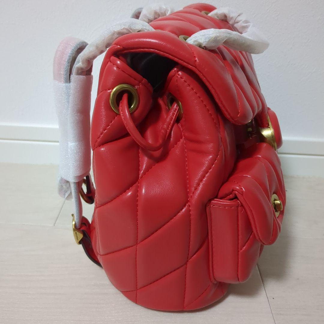 【新品】COACH　タビー バックパック・キルティング　レッド系　CU077