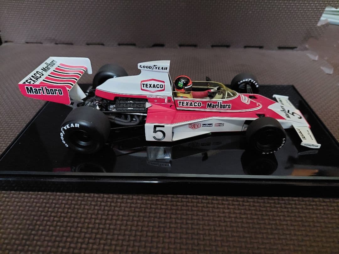 PMA 1/18 ＃５ マクラーレン M23 E.フィツバルディ　マルボロ仕様