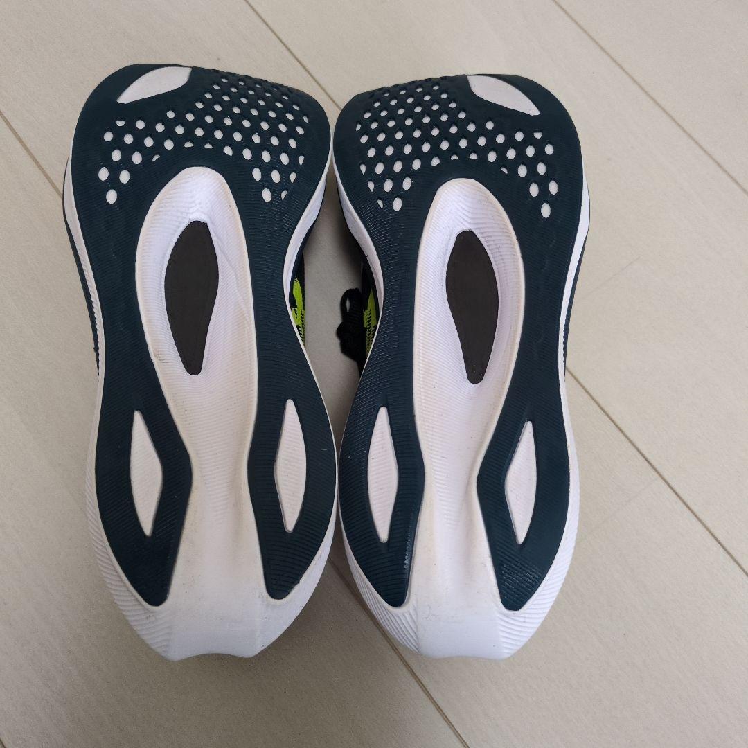 ASICS MAGIC SPEED 4 27.0cm ブラック/イエロー