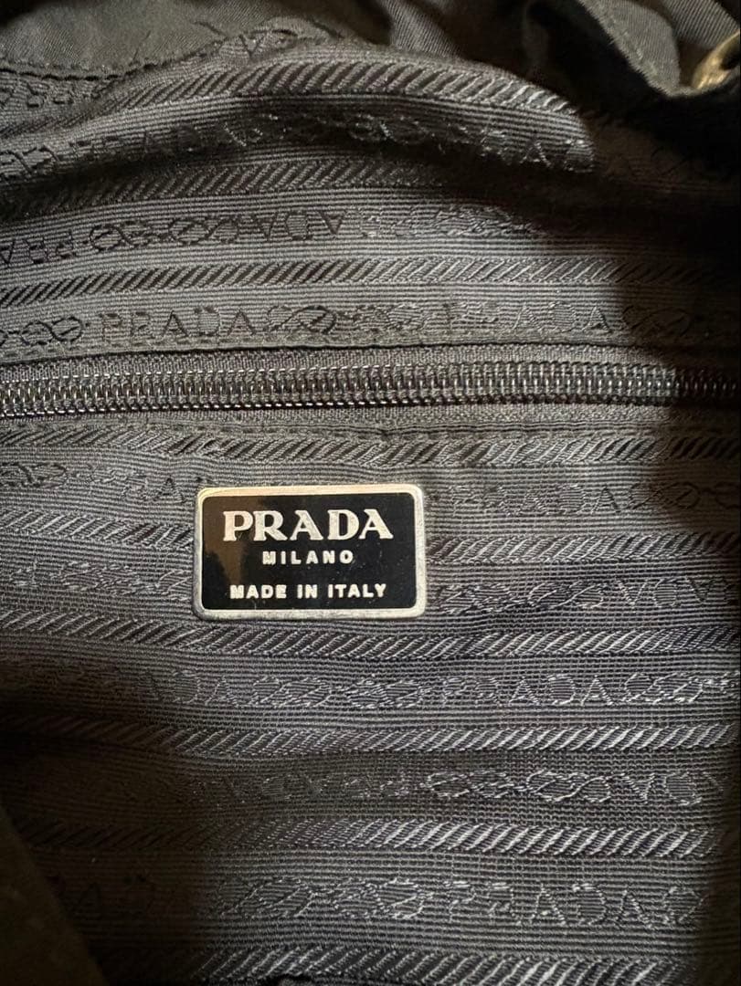 PRADA ブラックナイロンバックパック リュック　プラダ