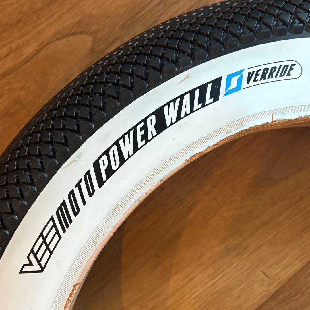 VEE Tire Speedster 20×4.0 ホワイトウォール MATE等