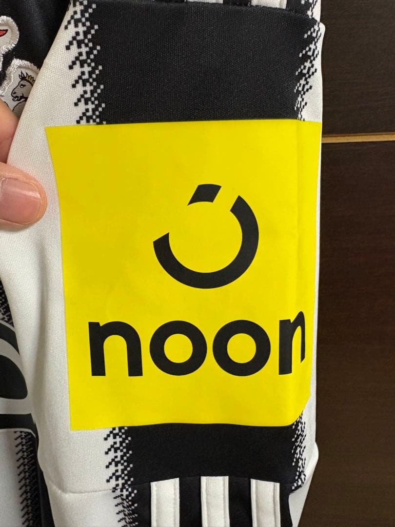 Newcastle United Trippier 2 長袖シャツ