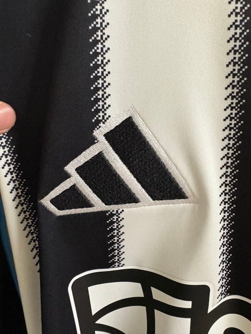 Newcastle United Trippier 2 長袖シャツ