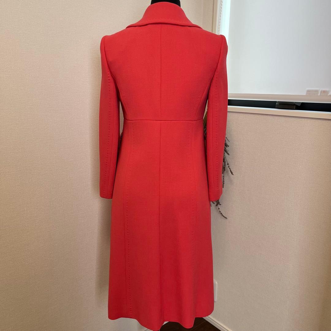 希少 ドルチェ&ガッパーナ ピンク コート ローズボタン