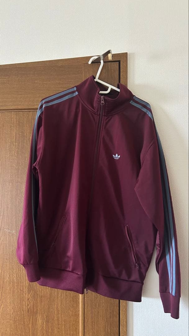 の*る様 adidas トラックジャケット 完売商品 マルーン バーガンディ 美