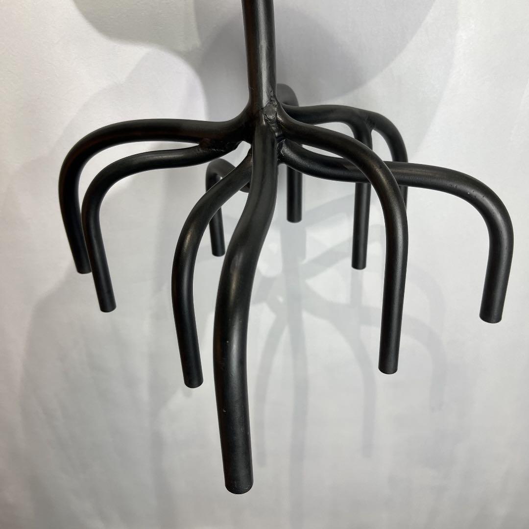 一点物　ガジュマルスツール　世界に一つ　椅子　アイアンスツール　アーティスト