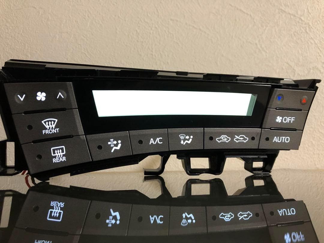 ZVW30 プリウス　後期　エアコンパネル　エアコンスイッチ　LED打ち替え 4