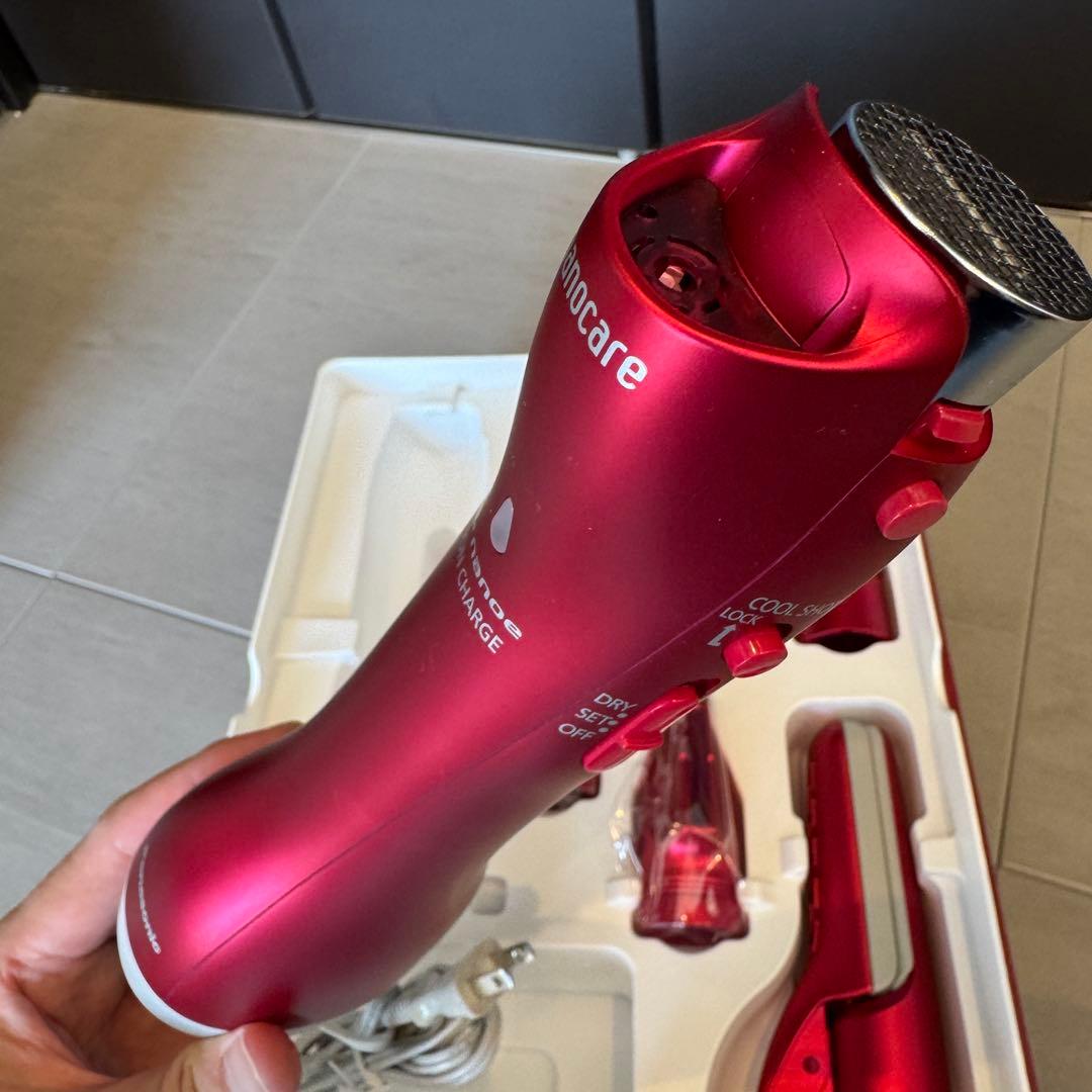 美品中古】くるくるドライヤー ナノケア 海外対応 EH-KN9C-RP - メルカリ