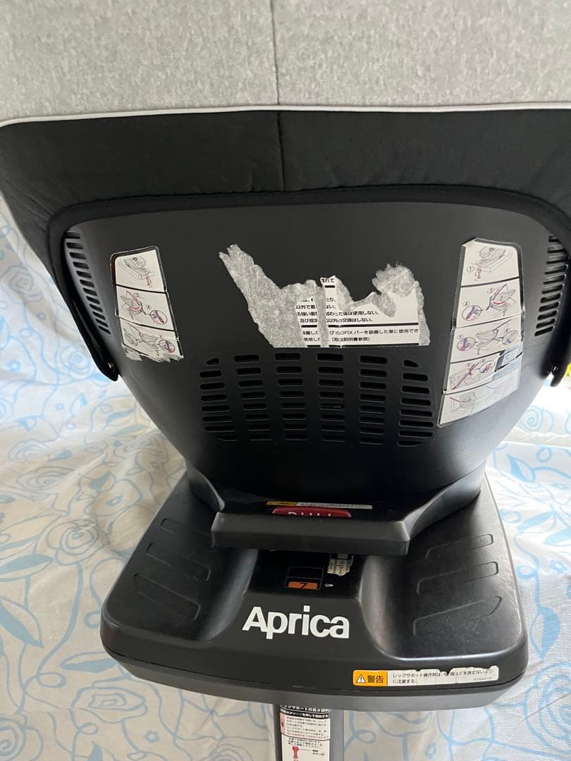 【箱と説明書あり】Aprica クルリラ　チャイルドシート ベルト&ISOFIX