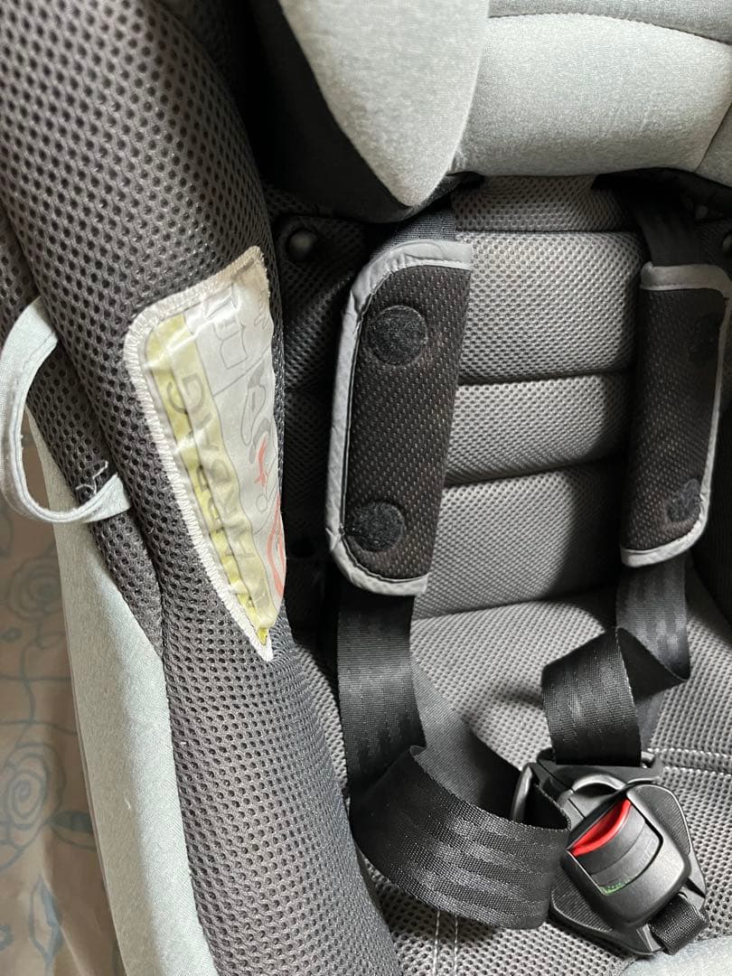 【箱と説明書あり】Aprica クルリラ　チャイルドシート ベルト&ISOFIX