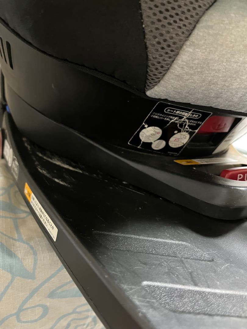 【箱と説明書あり】Aprica クルリラ　チャイルドシート ベルト&ISOFIX