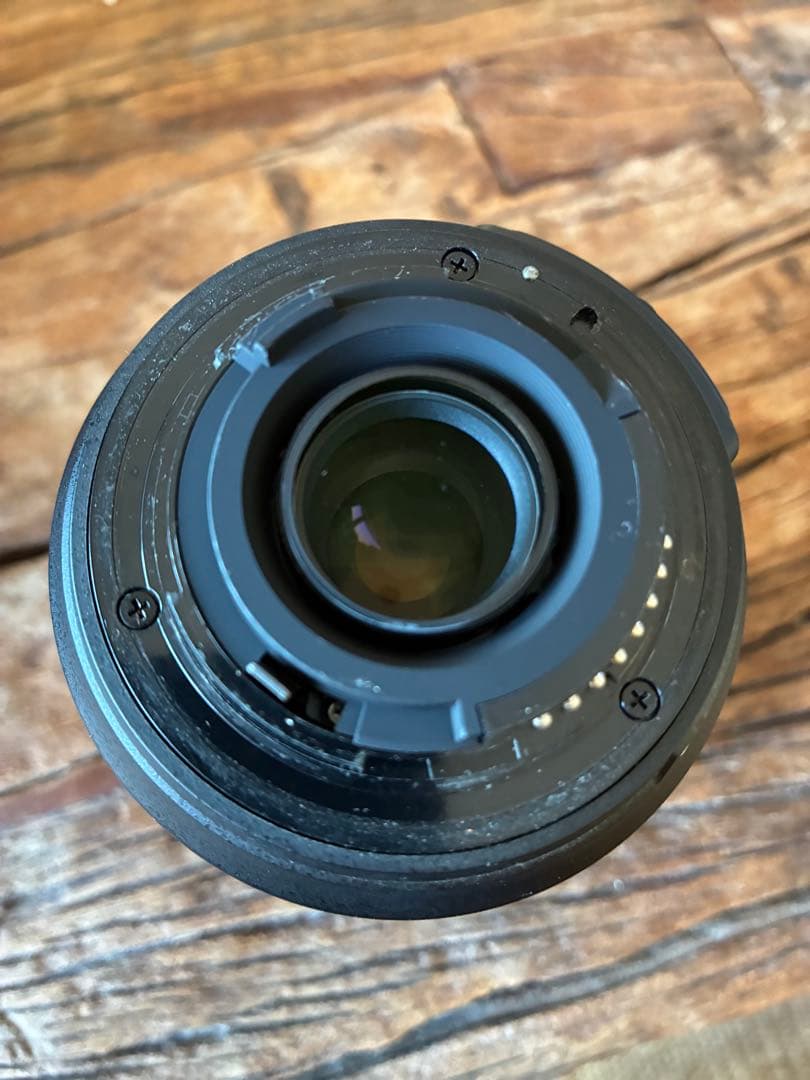 Nikon 18-105mm f/3.5-5.6G ED VRレンズ