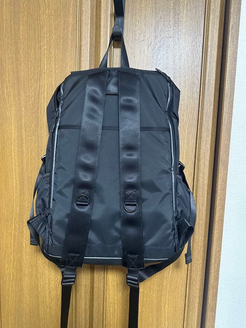 <eri> ear リュック