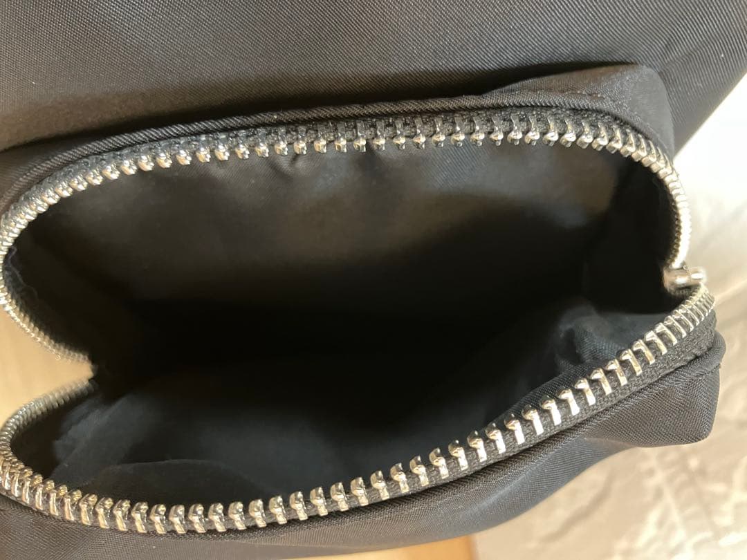 MM6 メゾンマルジェラ　ボディバッグ