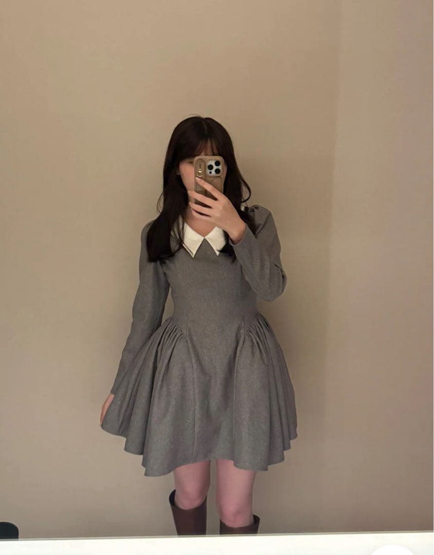 Side Volume Contrast Collar Dress 新品未使用 - メルカリ